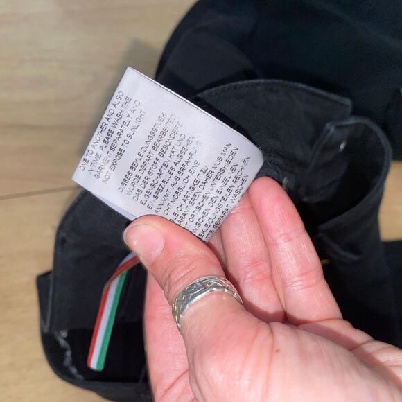 JFOUR NWT Black Straight Legged Jeans, Size 31", MSRP $130 - Picture 11 of 16